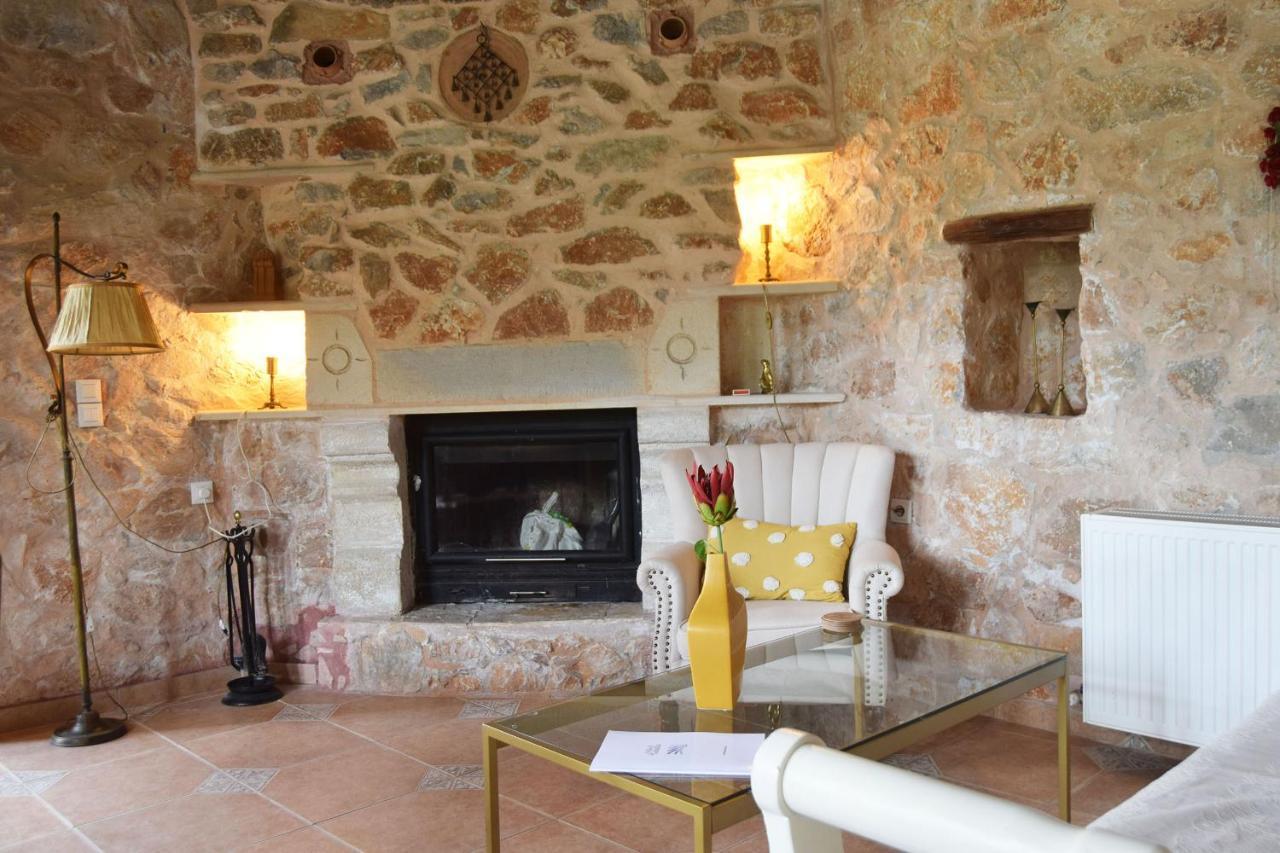Stone Built Villa Galatia, Poolside & Perfect View Karés Zewnętrze zdjęcie