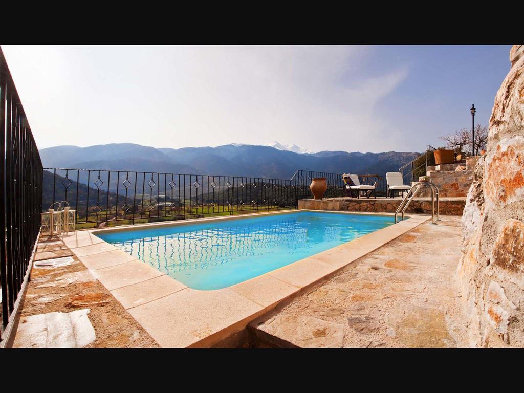 Stone Built Villa Galatia, Poolside & Perfect View Karés Zewnętrze zdjęcie